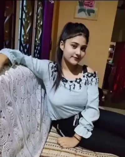 Call Girls Service in Isagarh